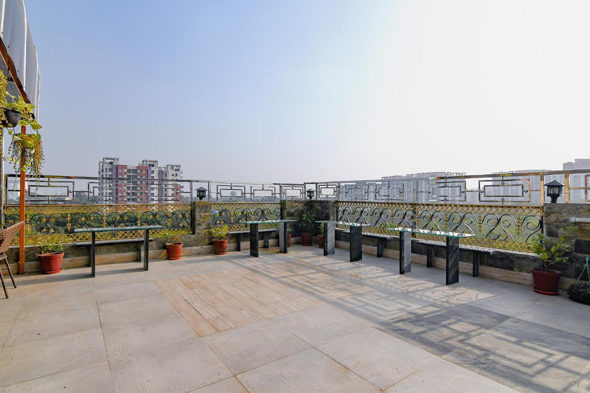 Fabhotel Prime Familto Kolkata Exterior photo